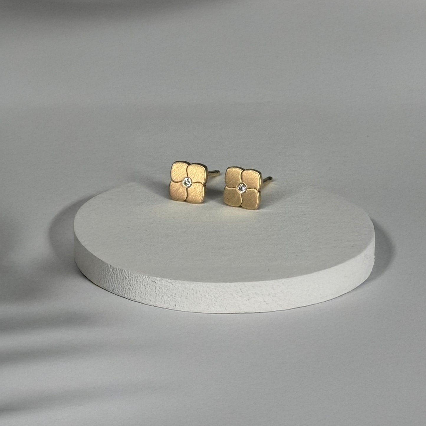 Cercei din Aur Cu Diamant| Cercei Femei din Aur| Cadou Femei| Fine Gold Jewelry|Diamond Gold Jewelry| Gift for Women| Diamond Gold Earrings