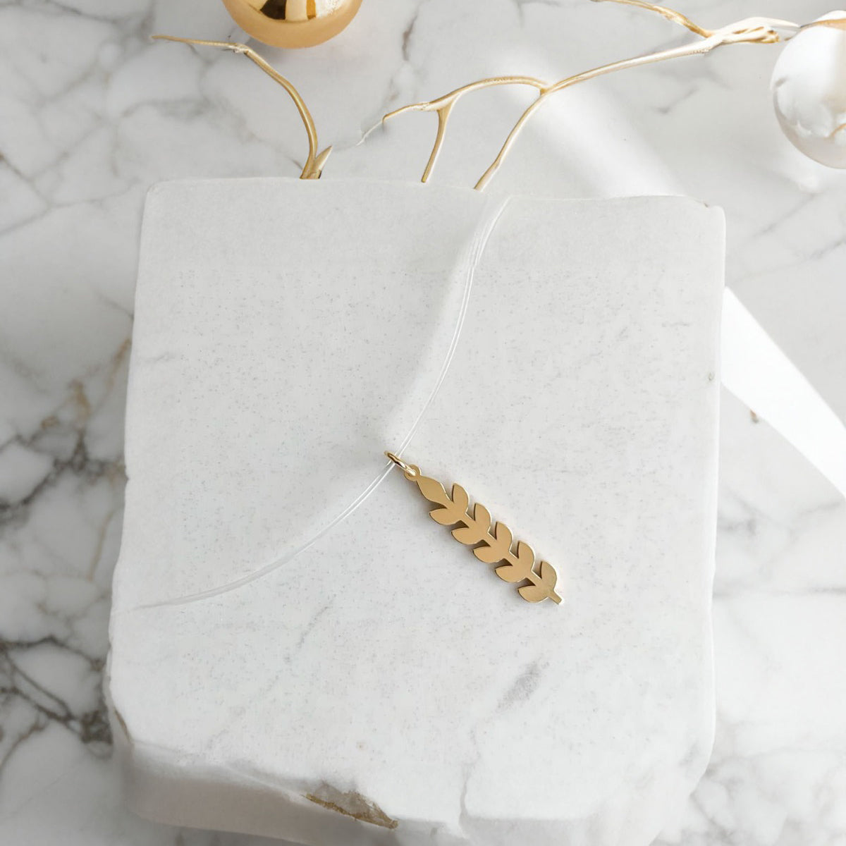 Cadou | Bijuterii Aur| Bijuterii Premium| Bijuterii Exclusiviste| Colier Aur| Gold Jewelry |Exquisite Jewellery| Cadou femei| Gold Necklace| Aur Roz| Rose Gold| Spic de Grau| Aur Alb| Aur Galben| Bijuterii Elegante| Coral| Bijuterii inspirate din natura| Nature Inspired Concept