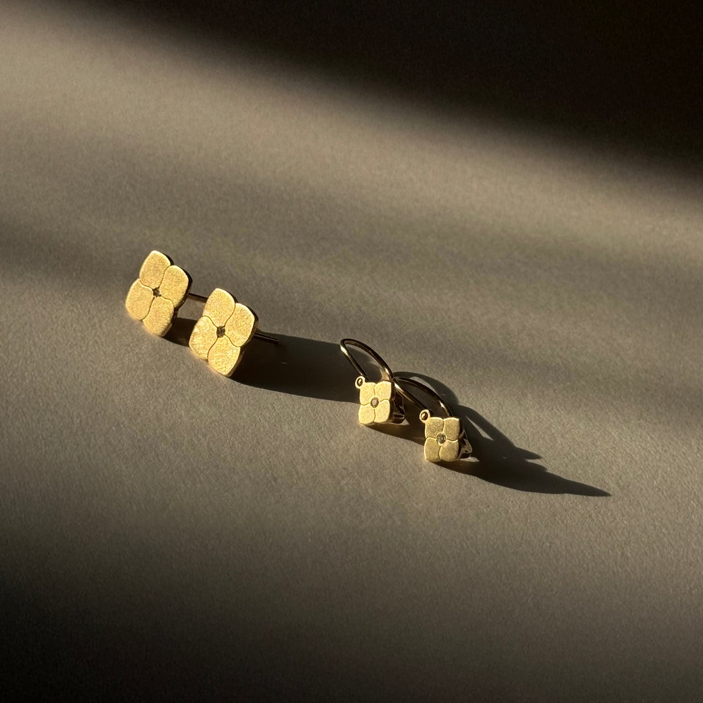 Cercei din Aur Cu Diamant| Cercei Femei din Aur| Cadou Femei| Fine Gold Jewelry|Diamond Gold Jewelry| Gift for Women| Diamond Gold Earrings| Fine Gold Jewelry